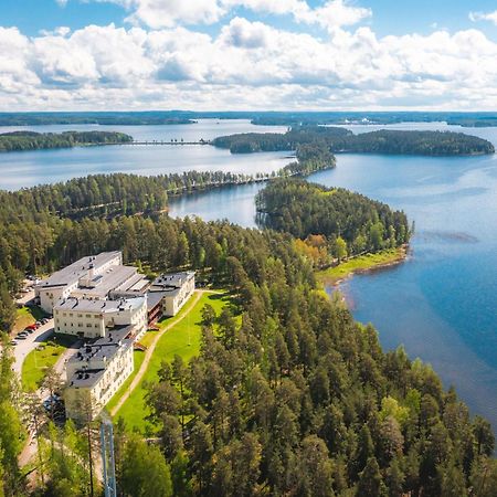 Hotel Kruunupuisto Пункахару Екстериор снимка