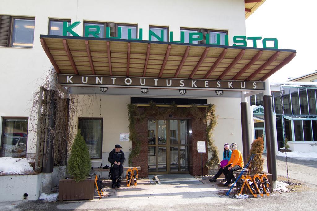Hotel Kruunupuisto Пункахару Екстериор снимка