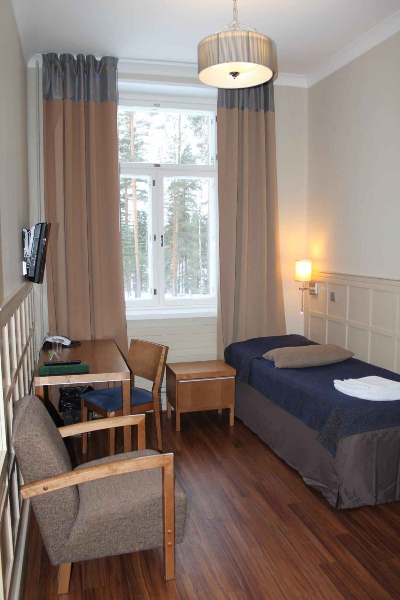 Hotel Kruunupuisto Пункахару Екстериор снимка
