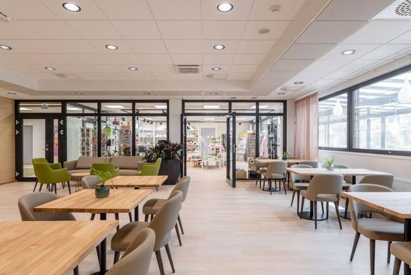 Hotel Kruunupuisto Пункахару Екстериор снимка